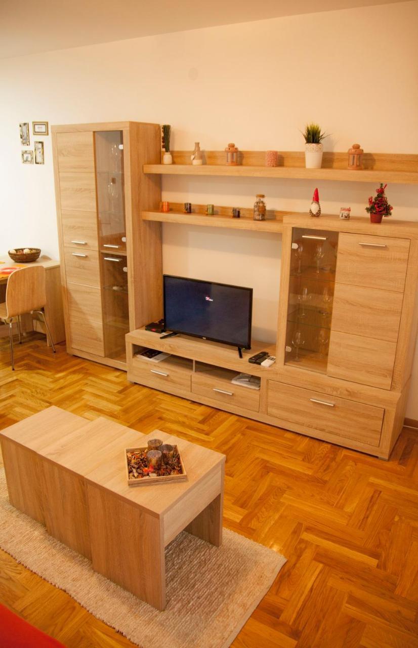 Apartment Vas Raj Novi Sad Luaran gambar