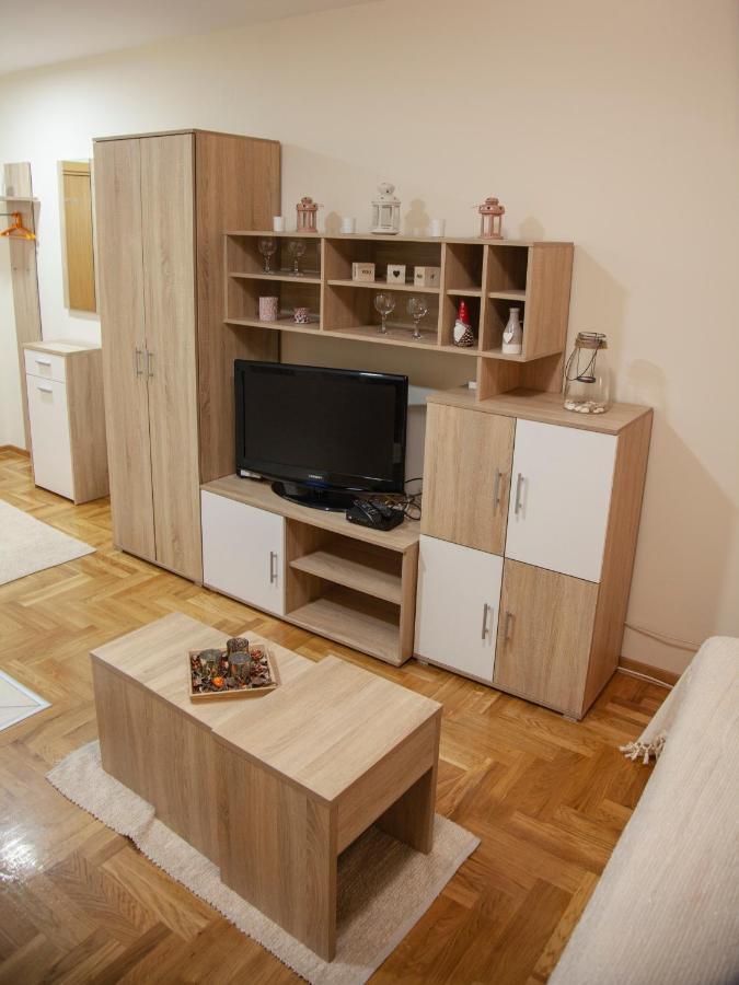 Apartment Vas Raj Novi Sad Luaran gambar