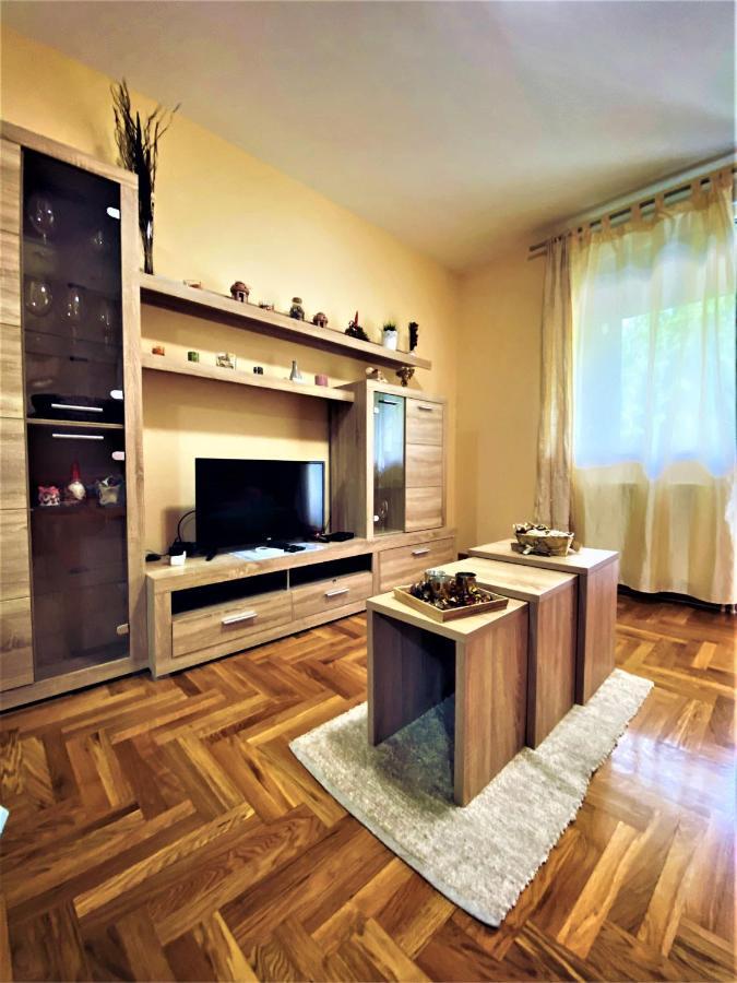 Apartment Vas Raj Novi Sad Luaran gambar